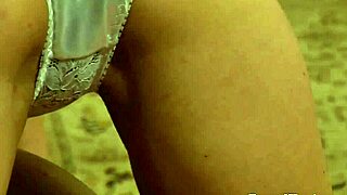 Curvy Naked Lesbian Madame Moans And Orgasms From Massage