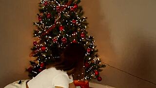 Hot stepmom gets creampied under christmas tree