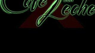 jovencita tetona y culona graba su primera porno y se corre tres veces la putita gritona