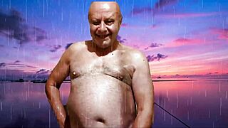 want to see me get hot and wet in public?