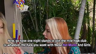 Fucking Tattooed Milf Neighbours On Christmas