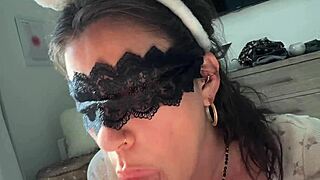 hey, my cute little 18+ bunny girl sucks me off and begs for banging!