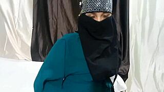 Muslim bhabhi gets hardcore anal sex in doggystyle