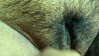 desi bhabi cleans her hairy pussy in front of you, what a sight!