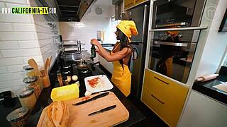 Clara Wellen Caught Naked