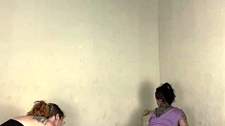 Nos bastidores dando o cuzinho pro boy da amiga