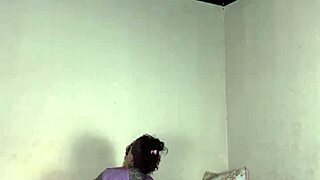 Nos bastidores dando o cuzinho pro boy da amiga