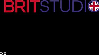 Hey, watch this British teen 18+ hump her pillow hard. Isn’t she a curvy amateur in lingerie?