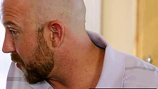 neglected gf cassidy klein cheats for gaping anal with bf’s big dick bestie... wow! 😳