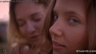 katya n danica, hot blondes i can’t resist, damn i’m hooked!