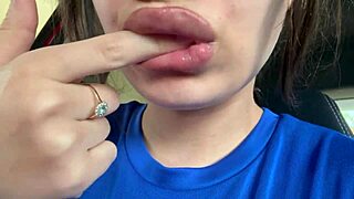 hey, check this latina spitting in my mouth like crazy... it's wild, ya know...