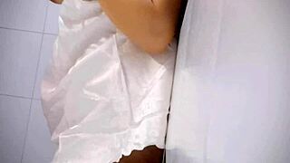 I'm a chubby latina babe, playing with my big tits makes my pussy so wet.