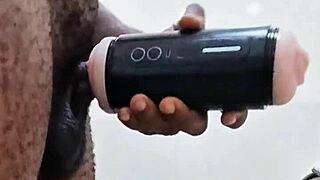 my girlfriend wasn’t around, so i handled things solo in the bathroom