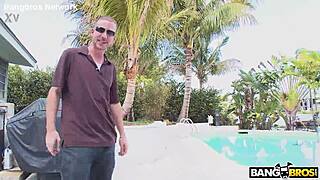 एलीशिया की टाइट लातीना गंद में पहली बार डीप क्रीमपाई एक्शन