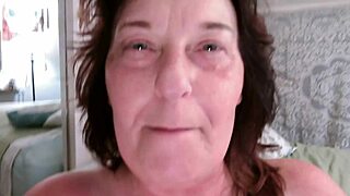 Giantess in crotchless pantyhose from mature dawnskye1962