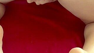 Viajei E Deixei Minha Namorada Sozinha Coloquei Uma Camera Pra Ver O Que Ela Faz No Quarto