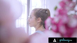 Siri dahl, the photographer, enjoys romantic sex with the florist after her model bails