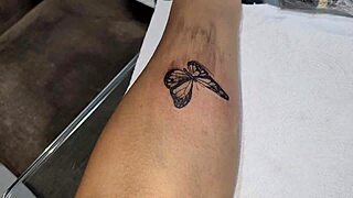 Tatuagem na minha garota em troca de buceta