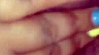 novia colombiana se masturba riko para mi with dildo and orgasm