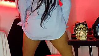 WATCH ME DANCE PERREO WITH KAROL G AND ALICIA KEYS! I LICK DILDO AND MASTURBATE OUTDOOR FOR CUM!