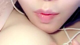 Webcam Chinese Girl Aa Shows Unique Moves