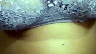 Bhabhi shows big boobs on video call