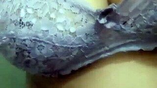 Bhabhi shows big boobs on video call