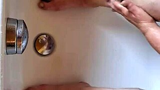 Hey, washing dirty feet in the bathtub feels so naughty! 🛁