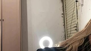 Wow, she ate the little one's ass! My wife left to give ass and left me alone with her sex toy!