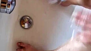 Hey, washing dirty feet in the bathtub feels so naughty! 🛁