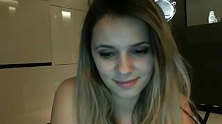 Dea Hints At Squirting In Shower With Dildo In Berlin