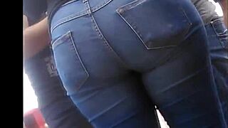 Check out this latina teen's big ass in tight jeans on the street