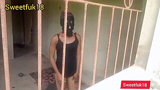 my neighbor distracted me while i was working in the garden and i fucked her hungry pussy