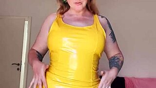 teaser compilation of big tits and curvy asses, fat and teasing all the way