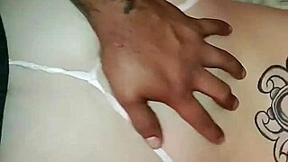 Latina with Big Ass Bent Over in Thread