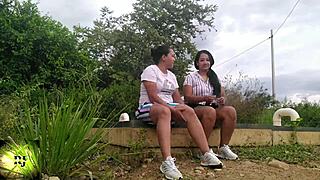 doing oral sex in the park with this hot latina amateur, big ass bouncing 😏🍑