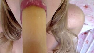 tender girl deepthroat rubber cock in hot solo action