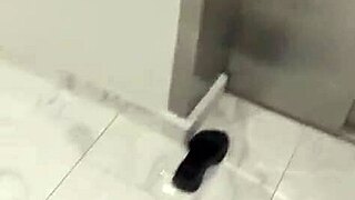 Hey, I just fucked my landlord's wife right in the elevator.