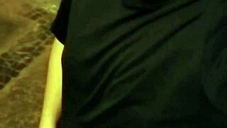 fui no campo de futebol levando uma gozada na cara e quase fui pego gozando