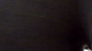 Hey, check out Kit Summers modeling these leggings and that weird shirt – she's so cute! 😍