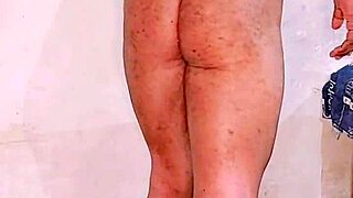 Watch This Exotic Pakistani Shemale Kinner Do A Full Naked Strip Tease Dance With Teasing Moves!