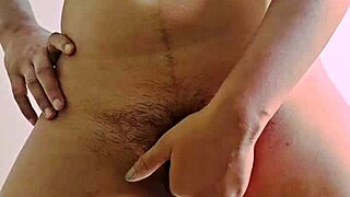 18-Year-Old Indian Girl Shows Wet Pussy in Solo Action