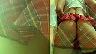 That curly hottie slipped off the condom to take it deep in her ass until he filled her with cum