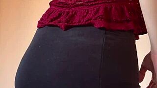 Oh god, this cute small 18+ amateur girl like fingering to orgasm then dildo fucking hard - Maiskii