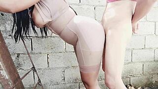 Oh Wow, Busty Boss Seducing Her Old Employee For Deepthroat And Wet Pussy Action!