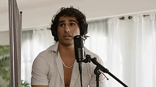 I uh mess up and rip her clothes while face sitting that big ass baddie jewelz blue.