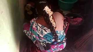 omg sexy aunty washing that dress in the bathroom 🚿