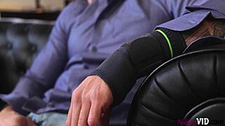 Amateur Anal Sex with Mature Lady and Her Big Ass