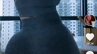 just chillin' with that juicy big ass SHAKIN' IT all exclusive like in the spot