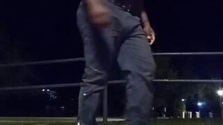 4 जुलाई हॉलिडे पार्टी के वाइल्ड एनल सेशन से लौटे